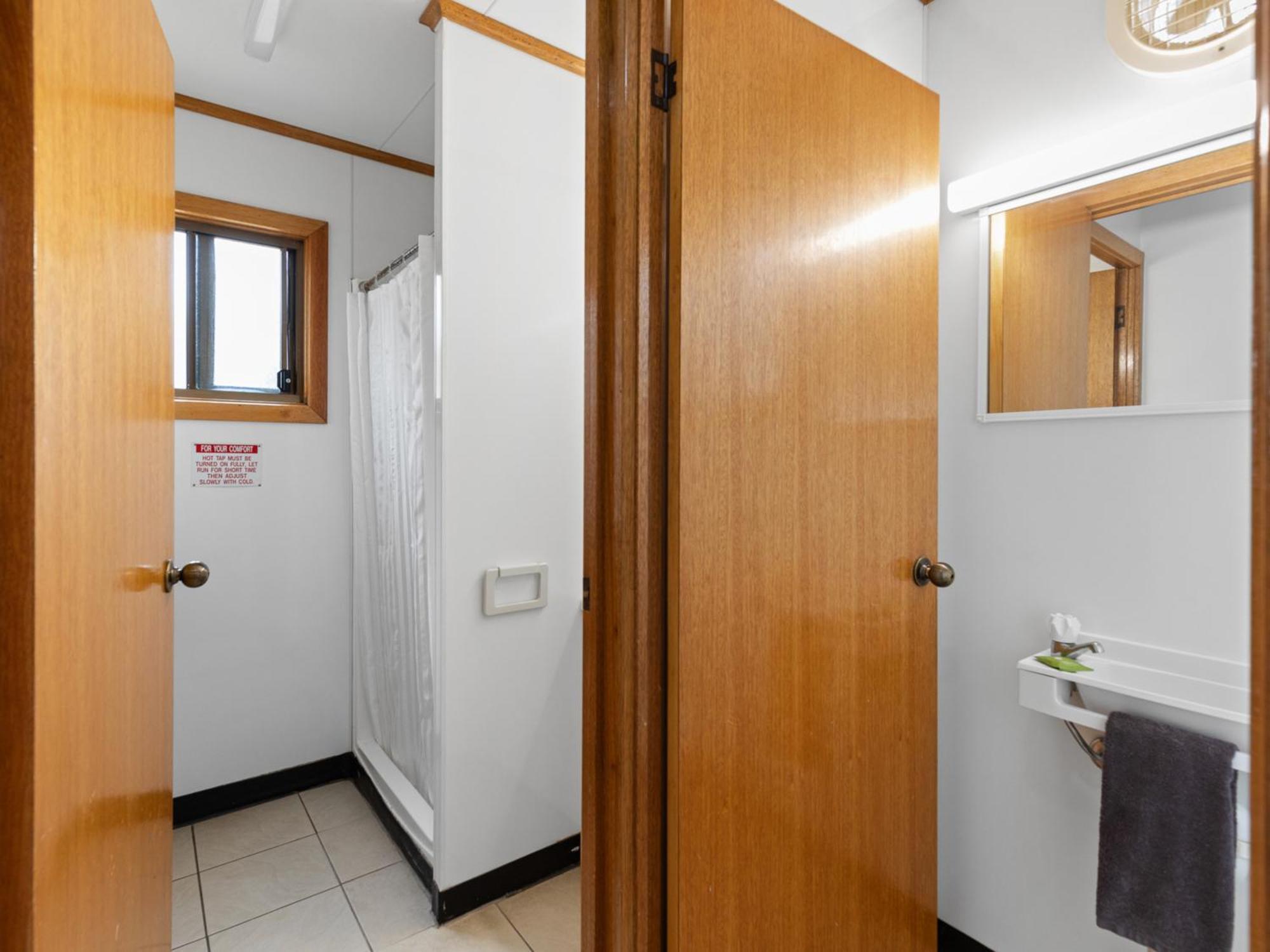 Blue Lake Holiday Park Mount Gambier Bagian luar foto
