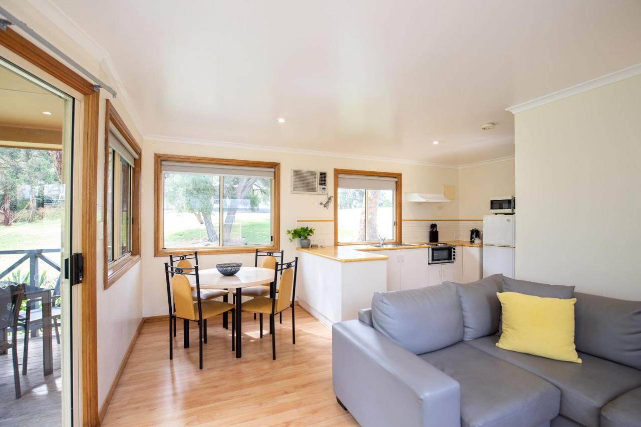 Blue Lake Holiday Park Mount Gambier Bagian luar foto